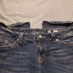 Miss Me Jeans. Boot cut.